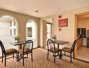 Super 8 By Wyndham Morton Grove/Chicago Hotel Exterior foto